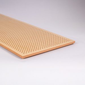 Perforert MDF plate med furufiner- domino Ø6 mm cc16